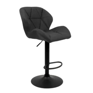 Butaca alta giratoria con asiento acolchado y tapizado negro con costuras decorativas y base metálica.