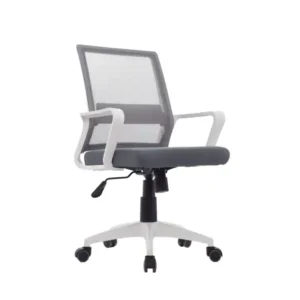 Silla operativa moderna con marco estructural blanco ártico, espaldar de malla gris y base estrella blanca.